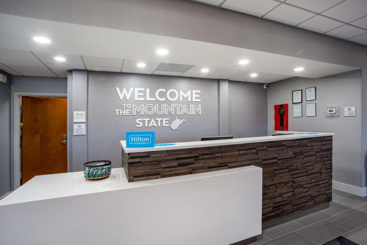 Hampton Inn Elkins Buitenkant foto